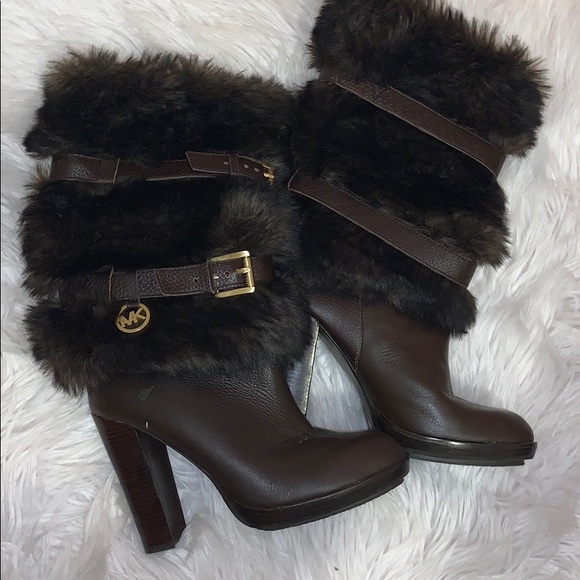 Size 6.5 (US) Micheal Kors Faux Fur Heeled Boots - Picture 1 of 4